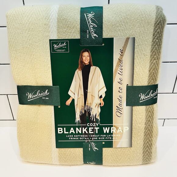 Woolrich Cozy Blanket Wrap One Size Tan Miranda Plaid  (A0127) NWT - Picture 1 of 3